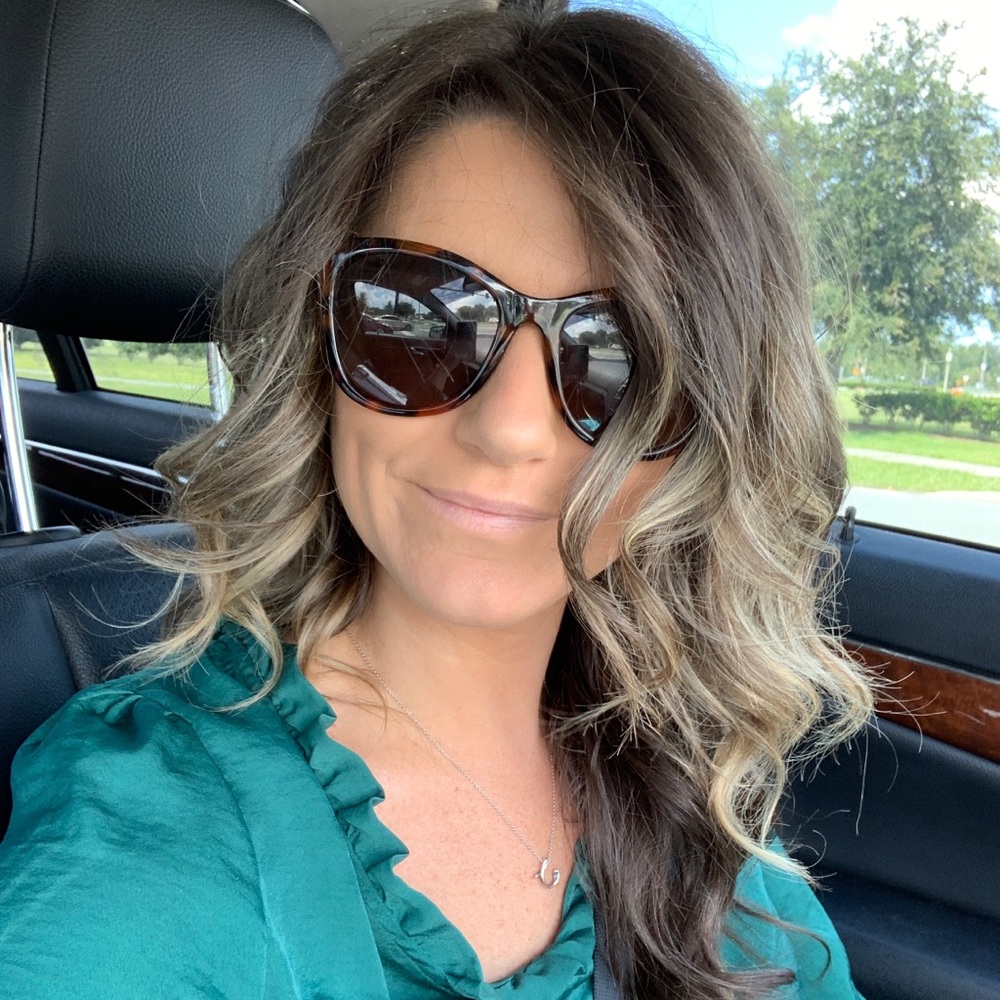 Meet your Posher, Christina